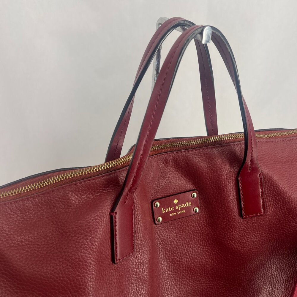 Kate Spade Filipa Pebbled Leather Duffle Overnight Weekend Bag Burgundy - Picture 3 of 17